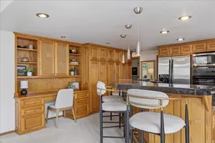 9725 S Ruskin Circle, Sandy, UT 84092 - Photo 18