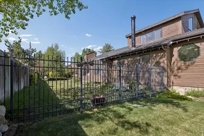 9725 S Ruskin Cir, Sandy, UT 84092 - Photo 60