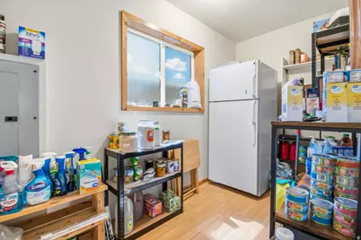 811 E Canyon Rd N, Mayfield, UT 84643 - Photo 24