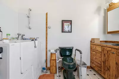 811 E Canyon Rd N, Mayfield, UT 84643 - Photo 22
