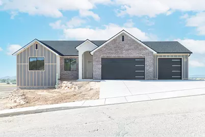3256 W Kingsbury Dr, Cedar City, UT 84720 - Photo 2