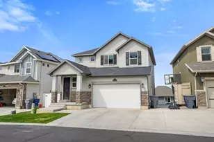203 E Ridgeline Wy, North Salt Lake, UT 84054 - Photo 2