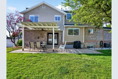 2790 E 25 S, Layton, UT 84040 - Photo 38