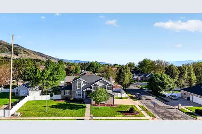 2790 E 25 S, Layton, UT 84040 - Photo 12