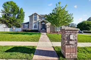2790 E 25 S, Layton, UT 84040 - Photo 2