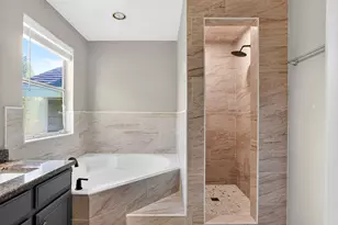 2790 E 25 S, Layton, UT 84040 - Photo 22