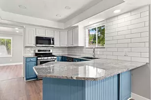 2790 E 25 S, Layton, UT 84040 - Photo 10