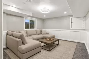 2790 E 25 S, Layton, UT 84040 - Photo 40