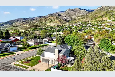 2790 E 25 S, Layton, UT 84040 - Photo 16