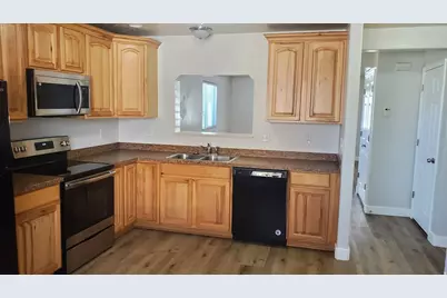 523 N 1380 W #10, Vernal, UT 84078 - Photo 6