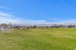 6822 S High Bluff Dr W, West Jordan, UT 84081 - Photo 34