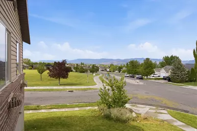 6822 S High Bluff Dr W, West Jordan, UT 84081 - Photo 32