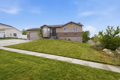 6822 S High Bluff Dr W, West Jordan, UT 84081 - Photo 2