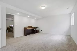 6822 S High Bluff Dr W, West Jordan, UT 84081 - Photo 20