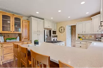 5505 W 10080 N, Highland, UT 84003 - Photo 8