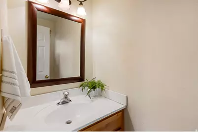 5505 W 10080 N, Highland, UT 84003 - Photo 10