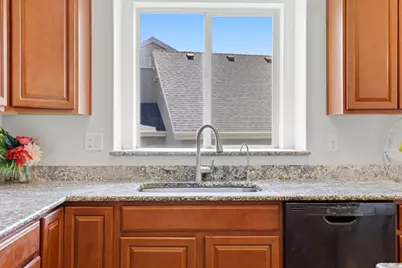 1443 W 1875 N, Farmington, UT 84025 - Photo 2
