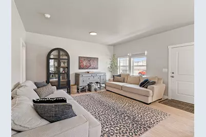 6733 N Mt Jefferson, Eagle Mountain, UT 84005 - Photo 4