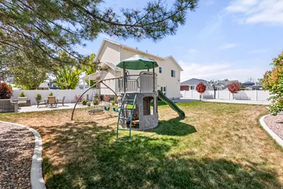 1372 W Quail Covey Cir, Riverton, UT 84065 - Photo 38