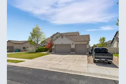 4541 W 5800 S, Hooper, UT 84315 - Photo 32