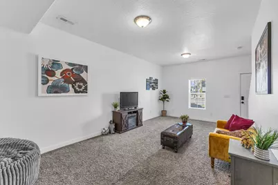 659 E 380 N, Vineyard, UT 84059 - Photo 6