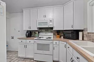 7659 S 2290 W, West Jordan, UT 84084 - Photo 10
