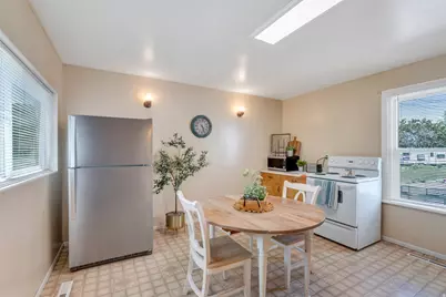 125 N 100 W, Pleasant Grove, UT 84062 - Photo 20