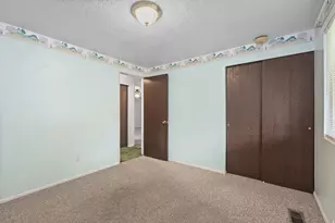 1345 S Valhalla Dr E, Clearfield, UT 84015 - Photo 18