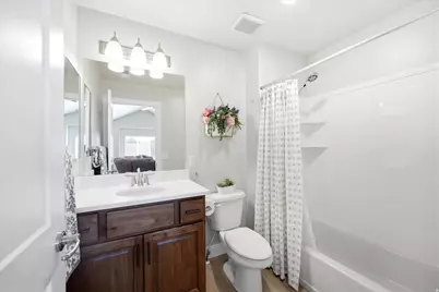 512 E Meadow Ranch Ln #D, Saratoga Springs, UT 84045 - Photo 30