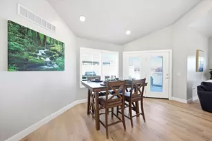 512 E Meadow Ranch Ln, Saratoga Springs, UT 84045 - Photo 12