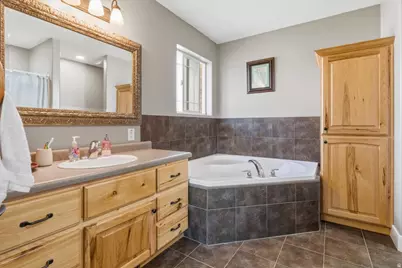 495 N 300 W, Moroni, UT 84646 - Photo 14