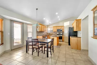 7074 S Rialto Way, West Jordan, UT 84081 - Photo 6