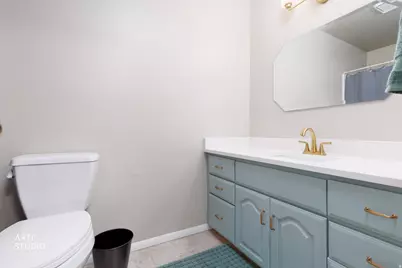 2666 W Alice Dr, West Jordan, UT 84088 - Photo 12