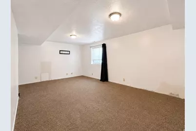 1095 N 2925 W, Layton, UT 84041 - Photo 16