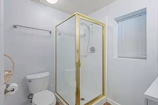 7909 S Twelve Pines Dr, Sandy, UT 84094 - Photo 40