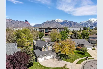7909 S Twelve Pines Dr, Sandy, UT 84094 - Photo 10