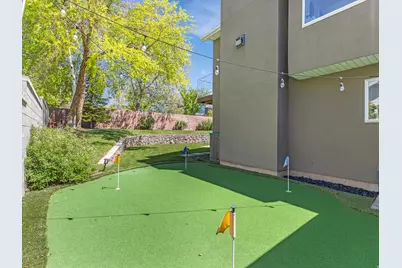 7909 S Twelve Pines Dr, Sandy, UT 84094 - Photo 46