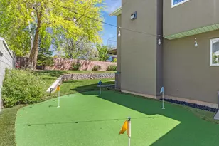 7909 S Twelve Pines Dr, Sandy, UT 84094 - Photo 46