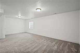 7549 N Hutch Ln, Eagle Mountain, UT 84005 - Photo 18