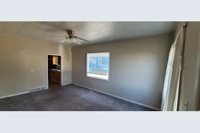 40 N 200 W, Tooele, UT 84074 - Photo 2