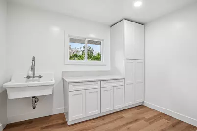 7312 S 2980 E, Cottonwood Heights, UT 84121 - Photo 52