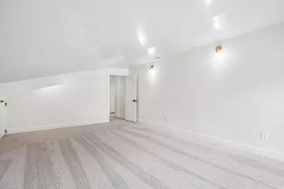 7312 S 2980 E, Cottonwood Heights, UT 84121 - Photo 46