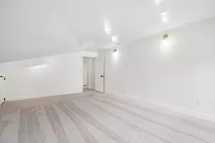 7312 S 2980 E, Cottonwood Heights, UT 84121 - Photo 46