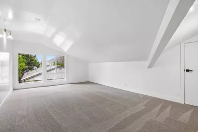 7312 S 2980 E, Cottonwood Heights, UT 84121 - Photo 42