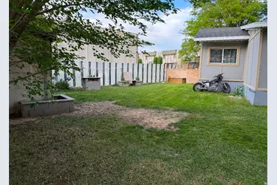 8808 S Oxford Cir W, Sandy, UT 84070 - Photo 14