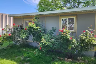 8808 S Oxford Cir W, Sandy, UT 84070 - Photo 16