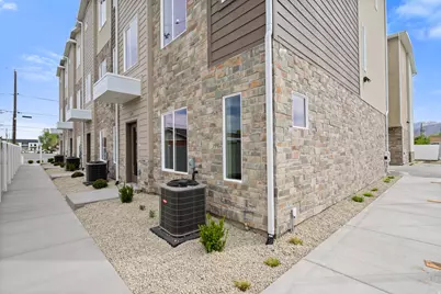 7213 S Ramanee Dr E, Midvale, UT 84047 - Photo 24