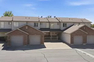 652 W 800 N, Clinton, UT 84015 - Photo 8