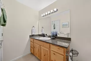 652 W 800 N, Clinton, UT 84015 - Photo 14
