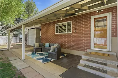 1701 E Village Green Rd, Cottonwood Heights, UT 84121 - Photo 28